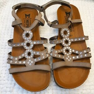 Mephisto Air-Relax Women's Rhinestone-embellished Tan Sandals size 7